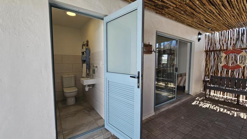 4 Bedroom Property for Sale in Dwarskersbos Western Cape